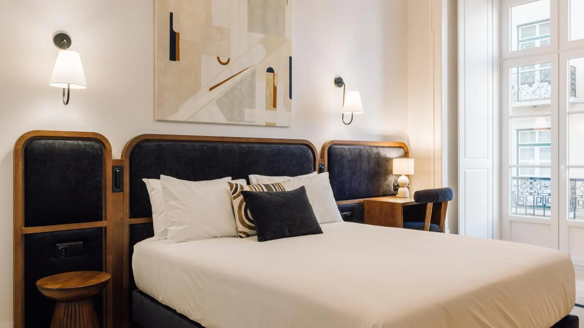Ando Living - Madalena House Apartment Lisbon